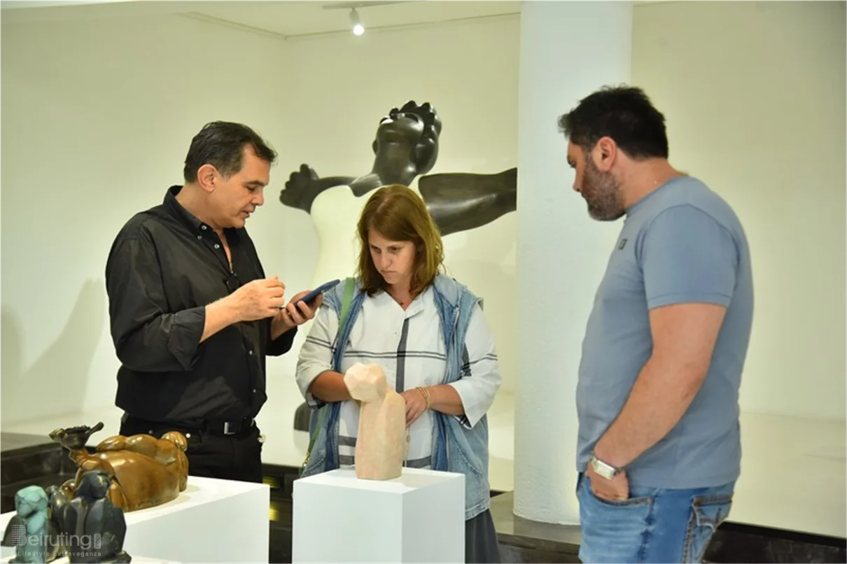 Comme Je L imagine Solo Exhibition at Chaos Art Gallery